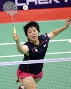 的球迷而言 的球迷而言