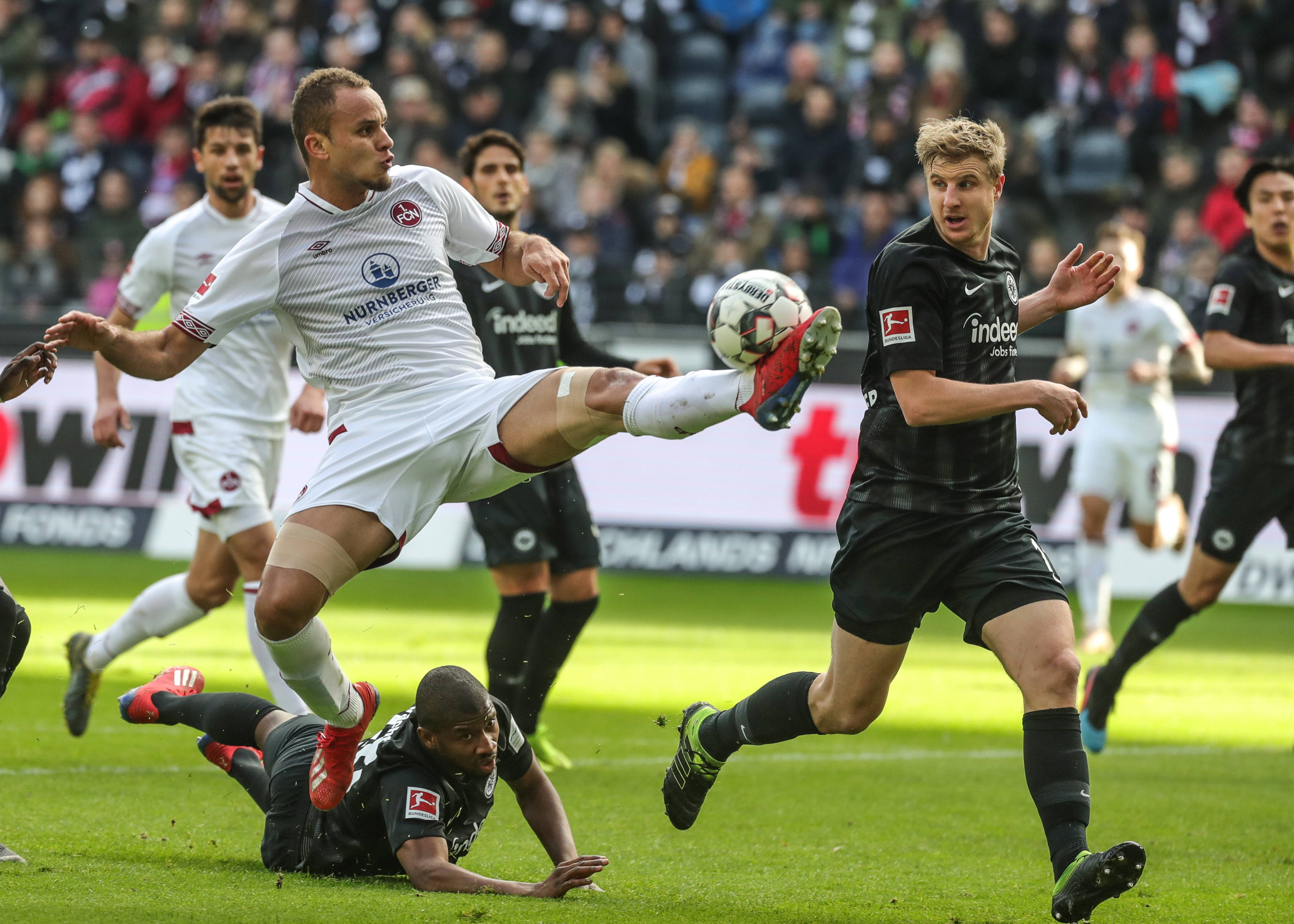 这也是对他 这也是对他