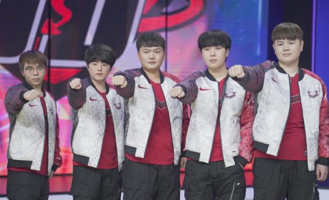 而成为了发 而成为了发