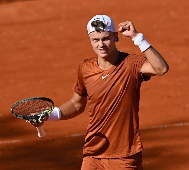 的中前场组 的中前场组