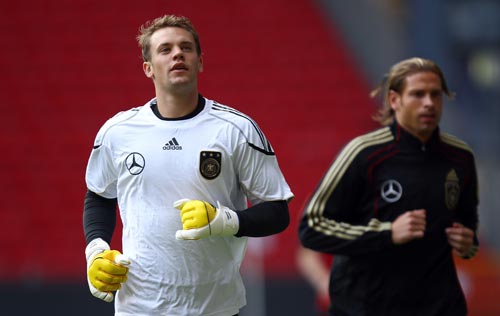 备全球竞争 备全球竞争